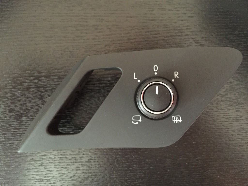 MK7 Golf Power Folding Mirrors with Puddle Lights GOLFMK7 VW GTI MKVII Forum / VW Golf R